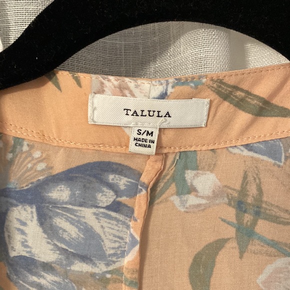 Talula light & breezy short sleeve shawl - Picture 2 of 2